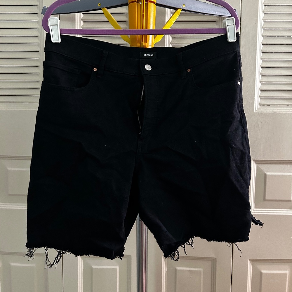 X-Large Express Bermuda High Rise Jean Shorts
